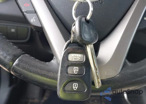 2013 Hyundai Veloster Base W/Gray from USA, damaged, VIN KMHTC6ADXDU118382